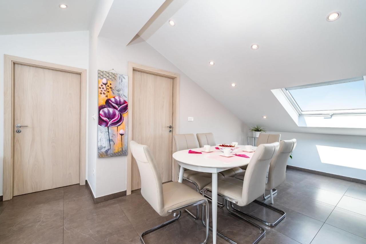 Apartman Dunatov Preko Eksteriør bilde